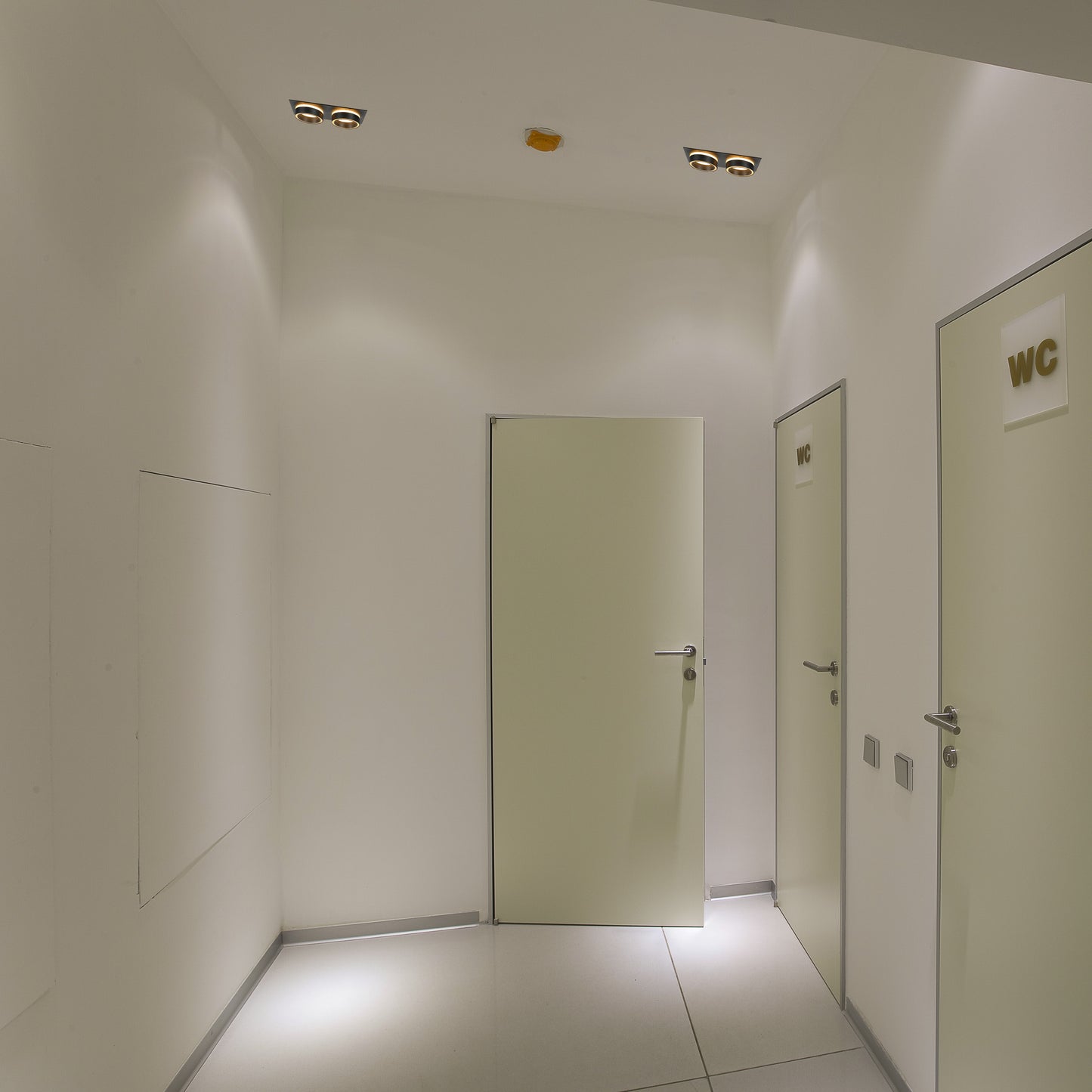 Low UGR Fixed Recessed FR505 GX53 Downlighter Square