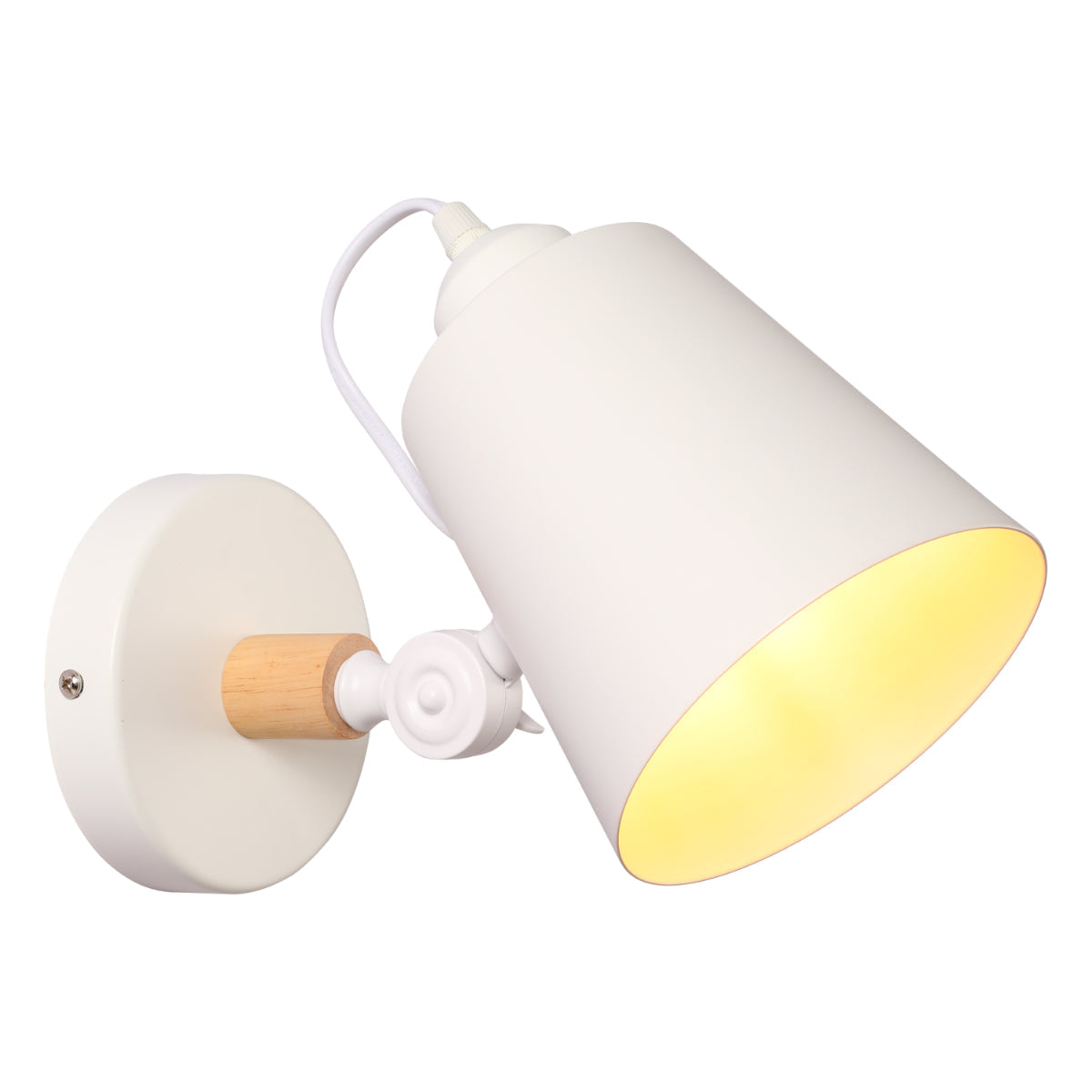 Современный настенный светильник с конусообразным дизайном, идеально подходит для минималистичного интерьера в спальне или гостиной.