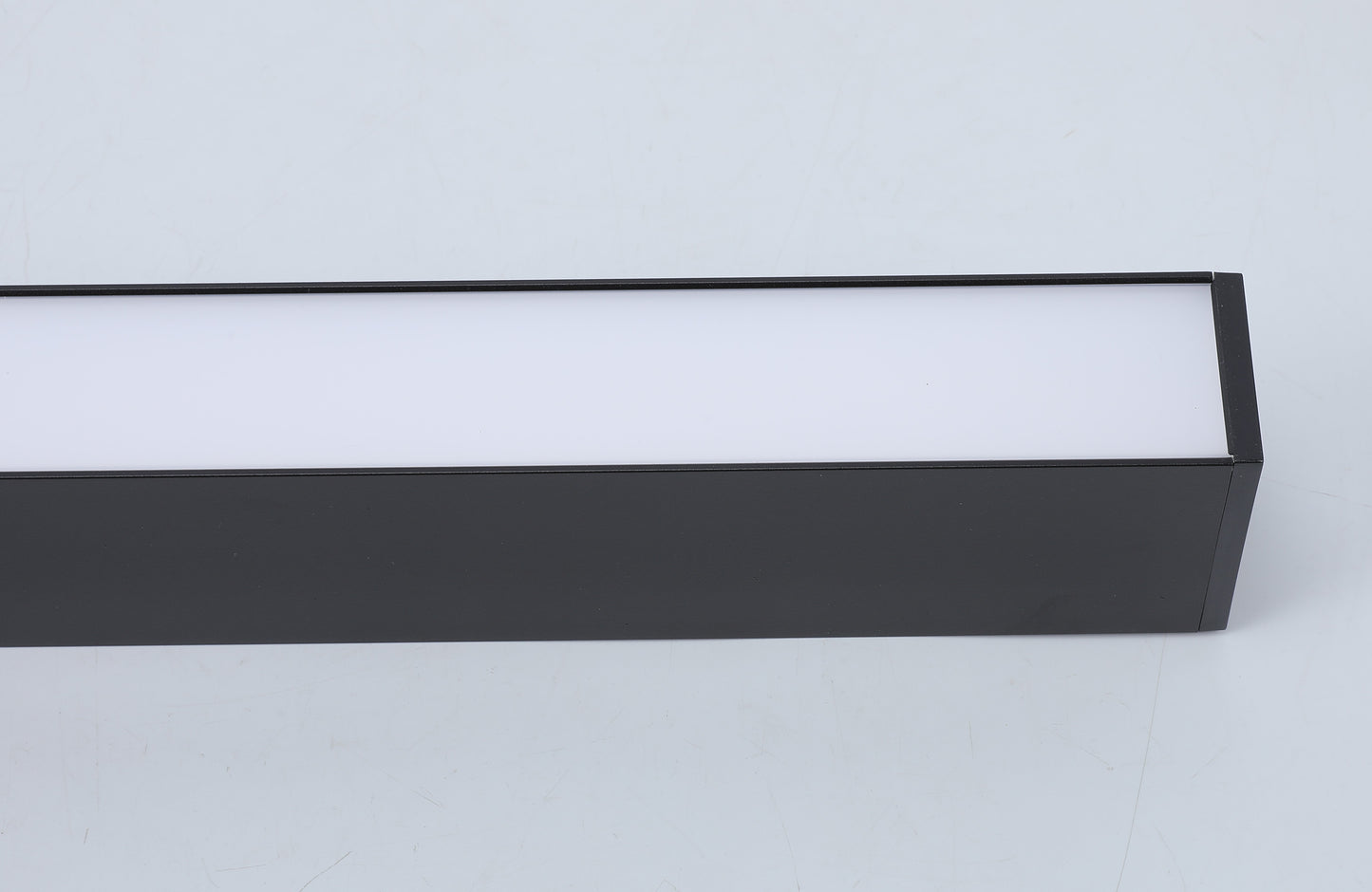 Sand Black Linear Light 5575-0620 20W 3CCT (TEKLED)