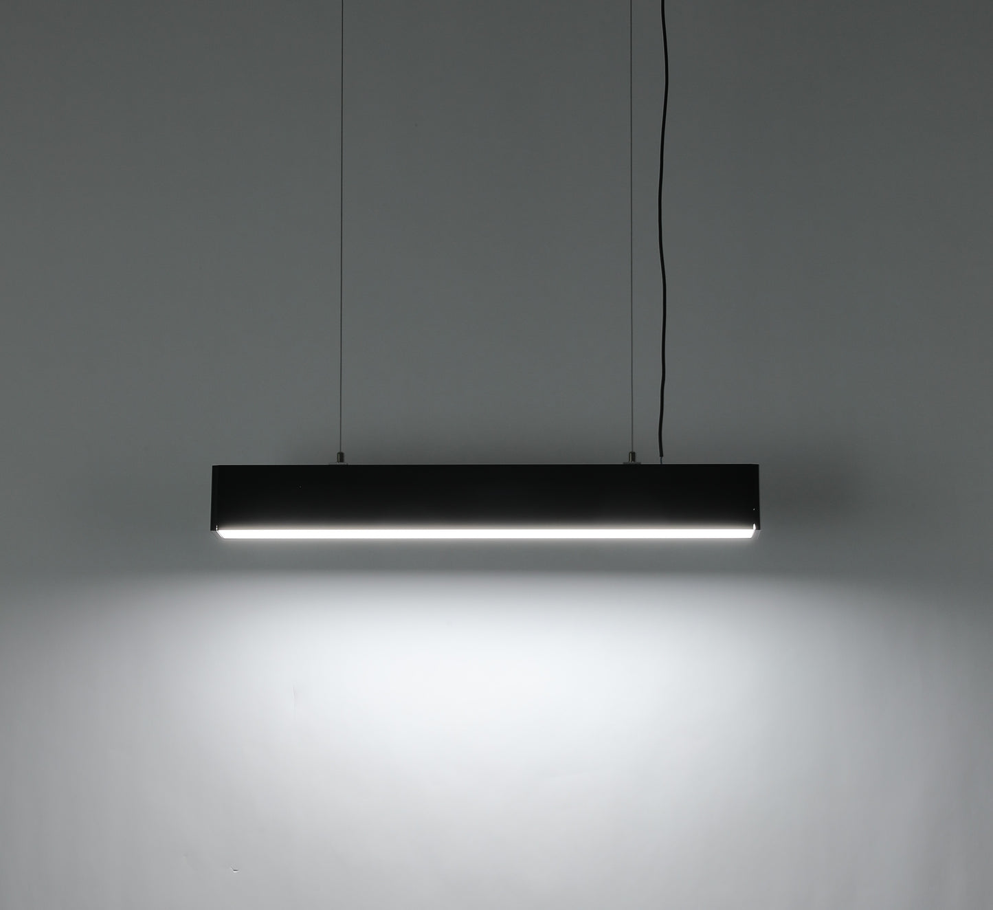 Sand Black Linear Light 5575-0620 20W 3CCT (TEKLED)