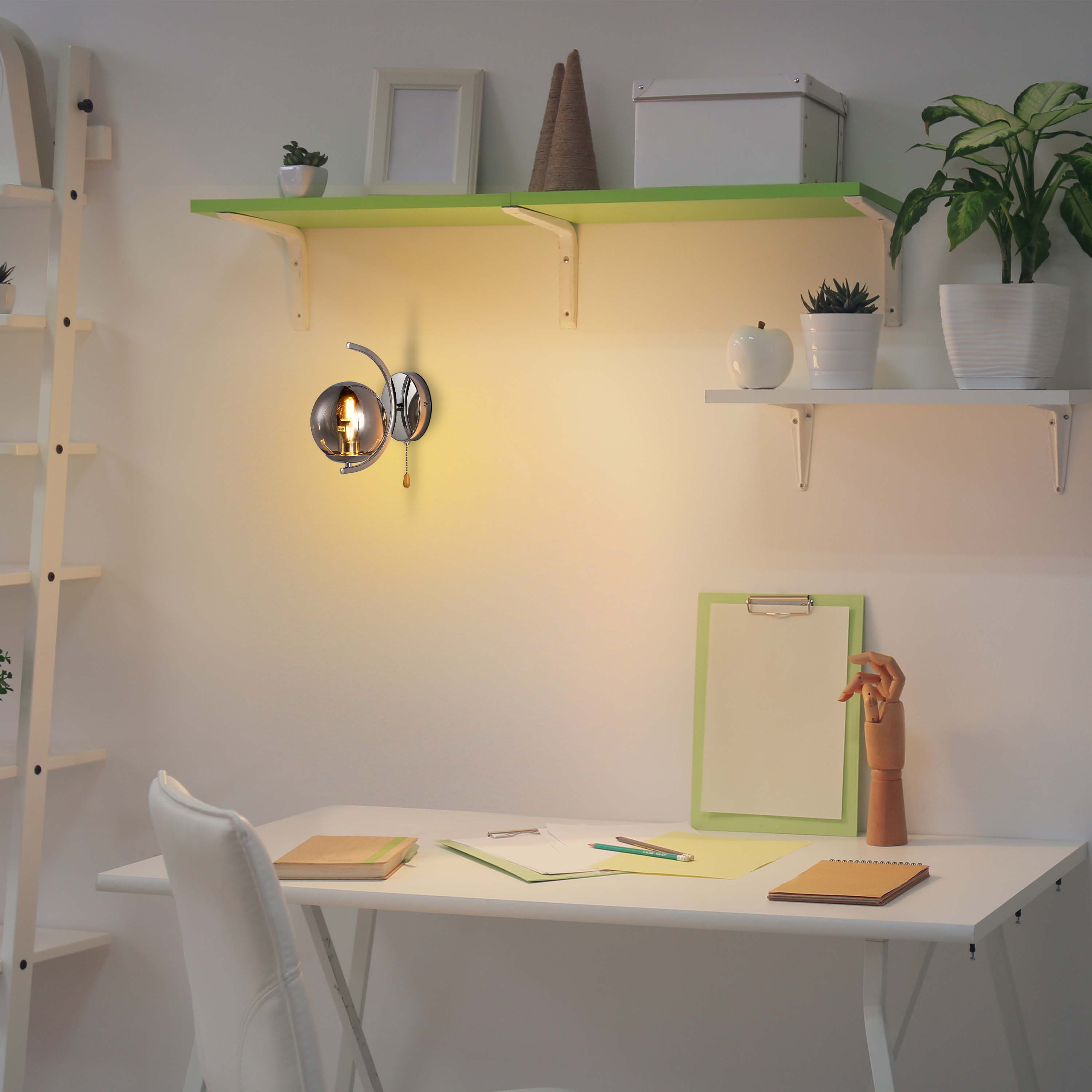 Современный металлосветильник на стену Globe Glass Gold Chrome E27