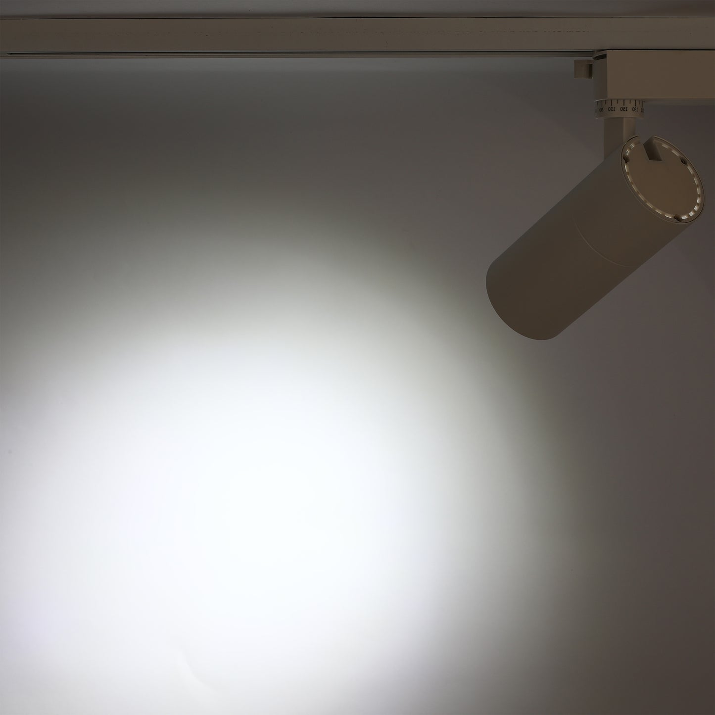 Современный трековый светильник LED ZX-B69 (10W / 20W, 4000K / 6000K, белый / чёрный)