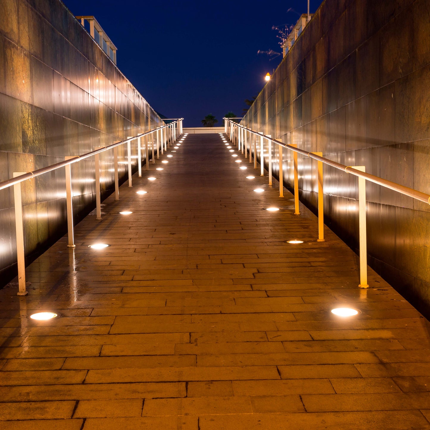 Наземно-утапливаемый LED Светильник U121 (IP65)