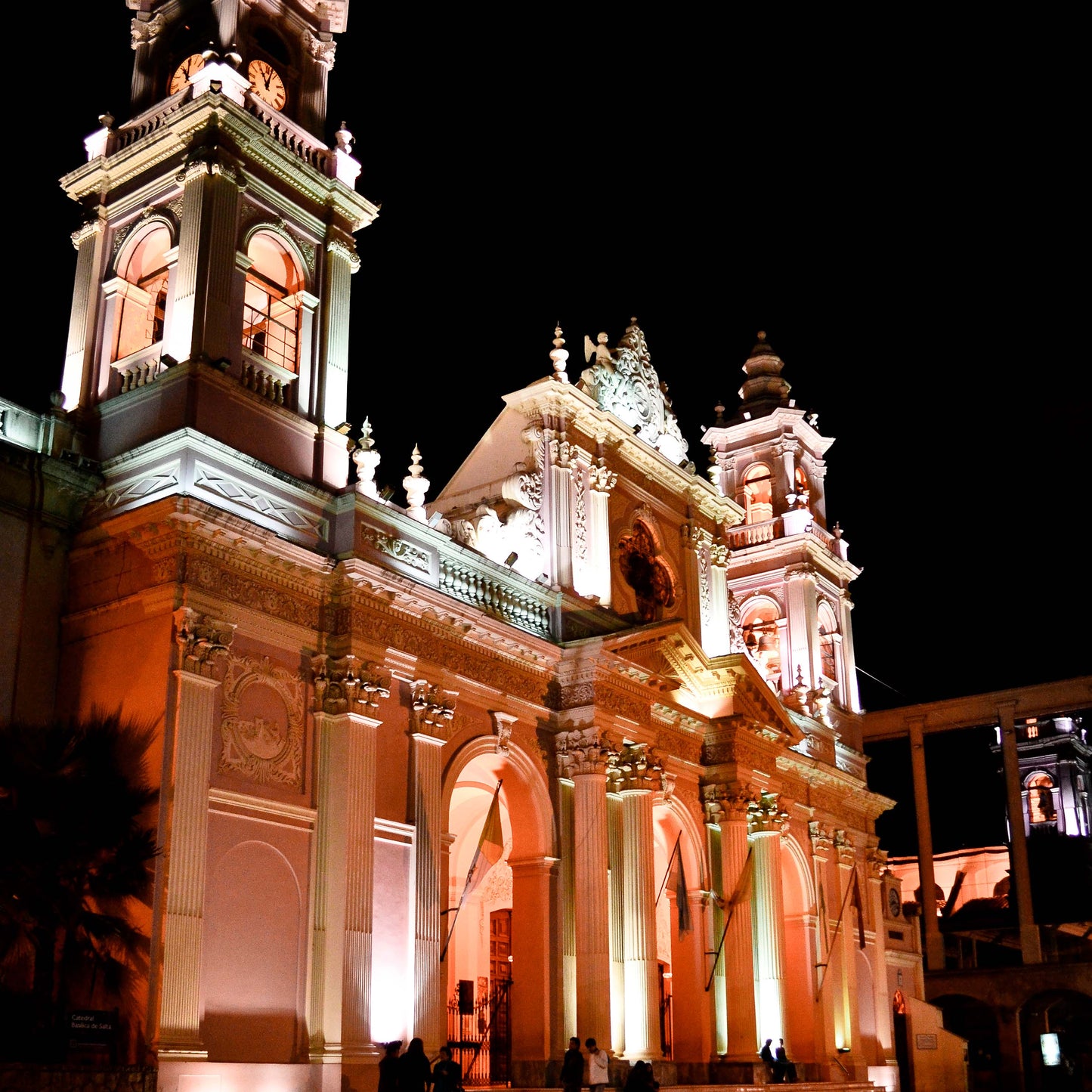 LED Прожектор WW01/02/03 (Универсальный, IP65)