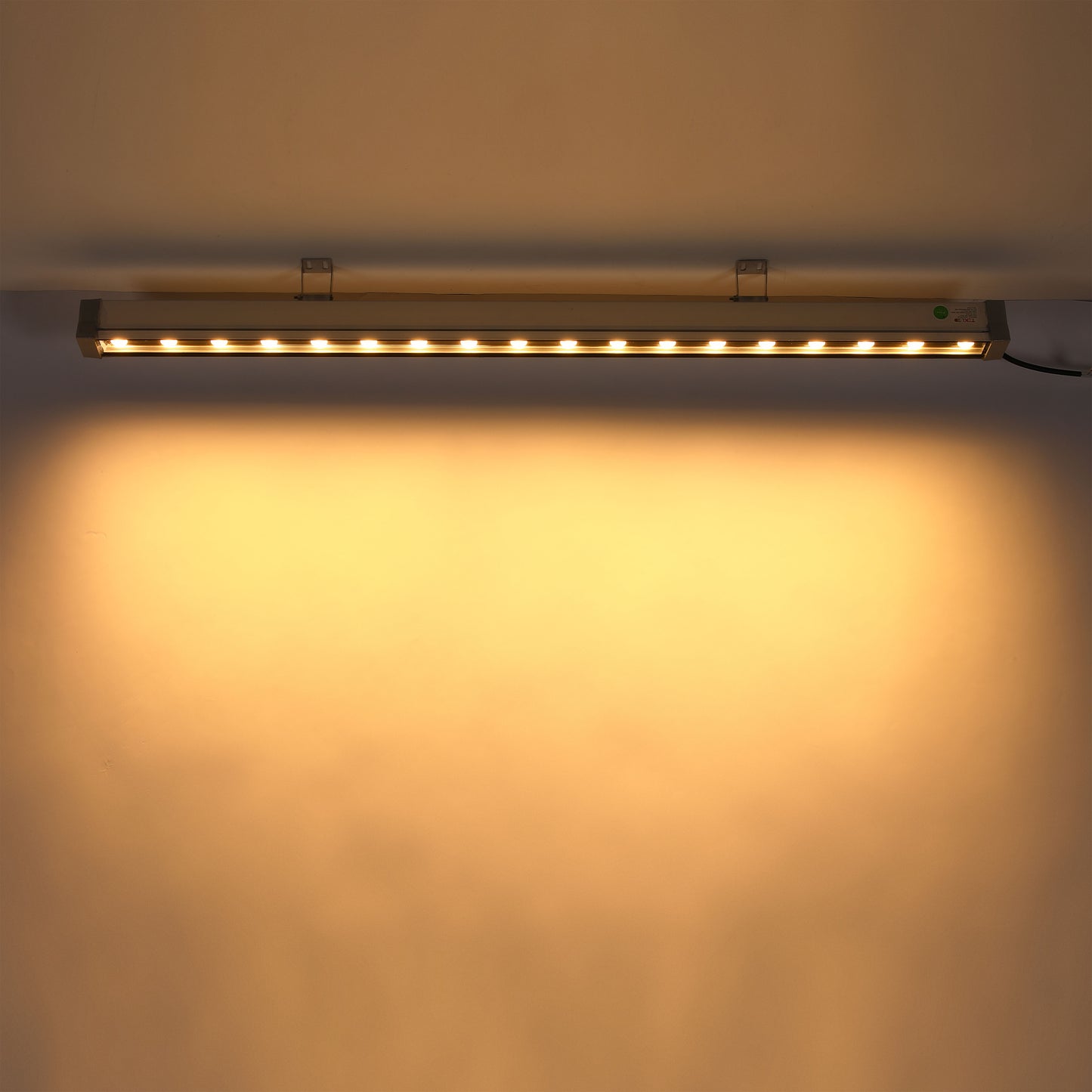 Архитектурный LED Прожектор-линейка WW02 ECO