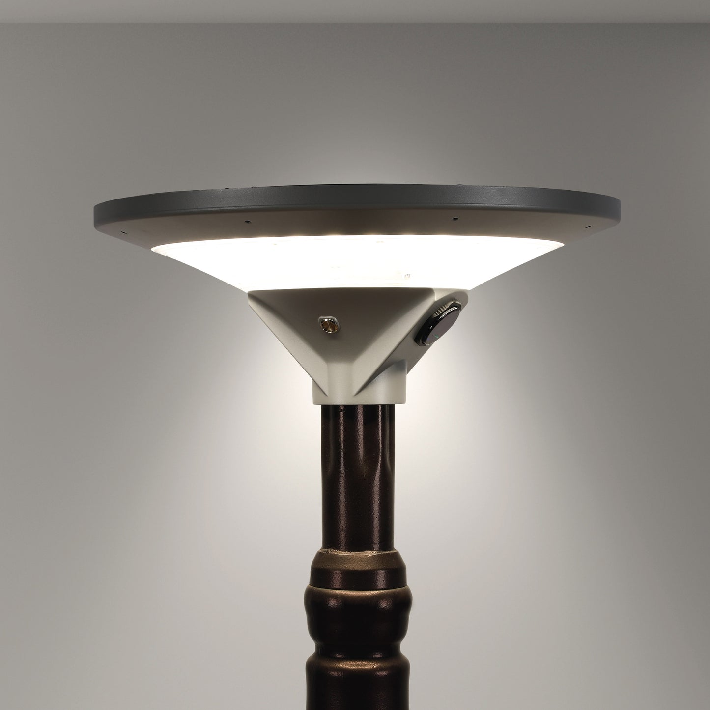 Автономный Парковый LED Светильник на Солнечной Батарее