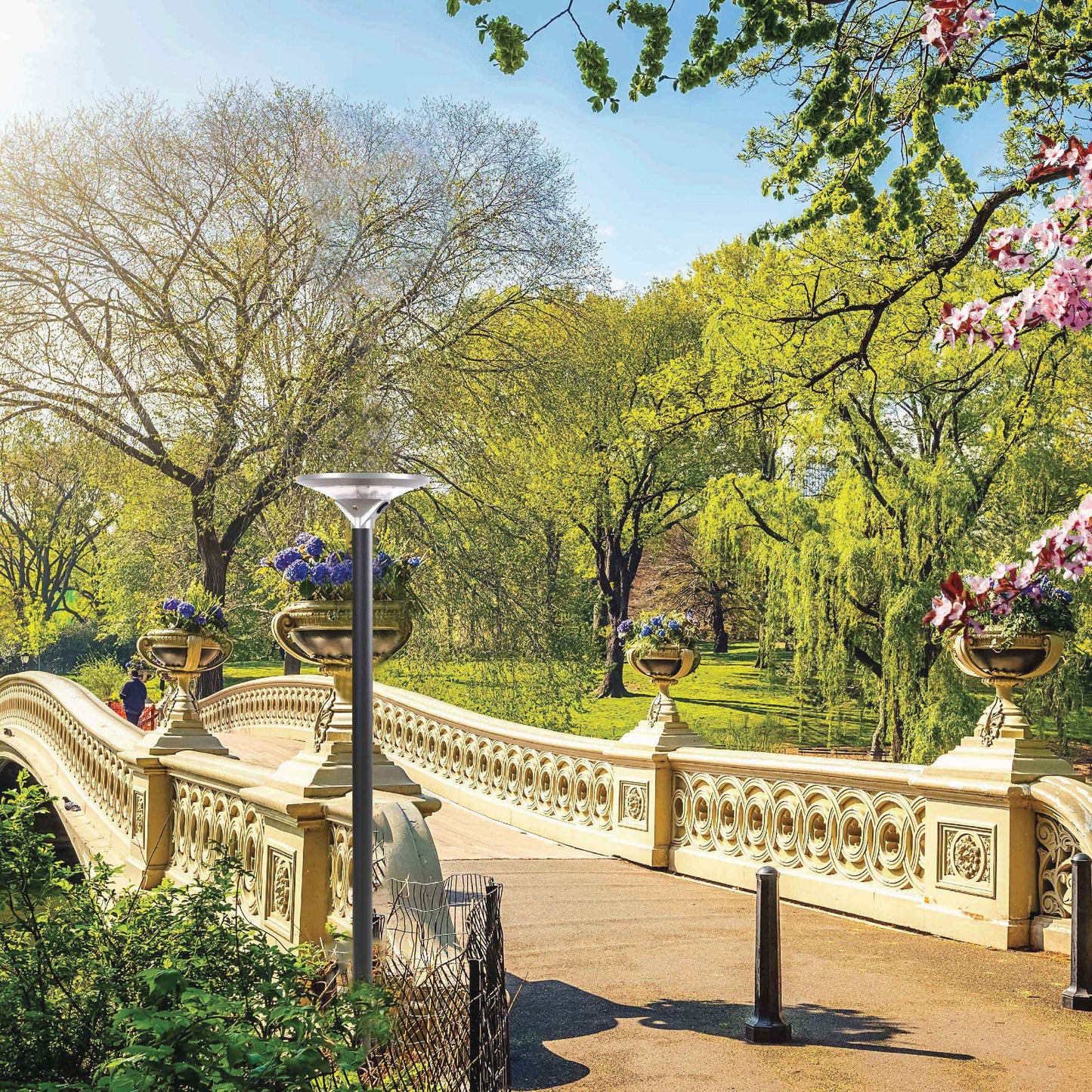 Автономный Парковый LED Светильник на Солнечной Батарее