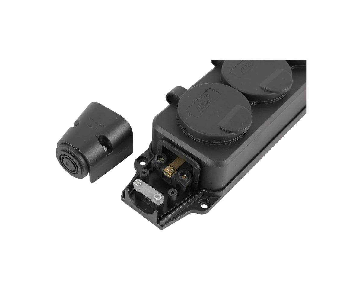 Розетка переносная 3-я с заземлением и крышками IP44, 16А, YK403P (TEKLED ELECTRIC)