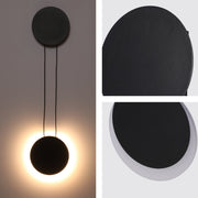 Современный серый LED-настенный светильник в нордическом стиле для спальни или гостиной, идеально подходит для создания атмосферного освещения.