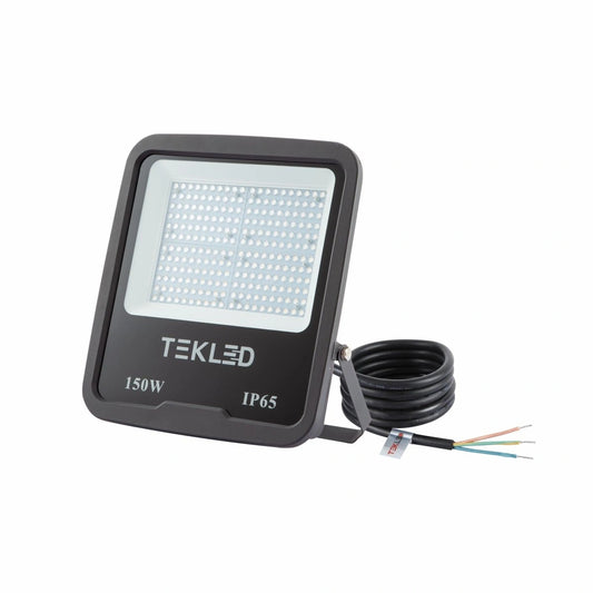 LED-флуоресцентный светильник SMD 3030 на 150W, идеально подходит для освещения открытых пространств с современным дизайном.