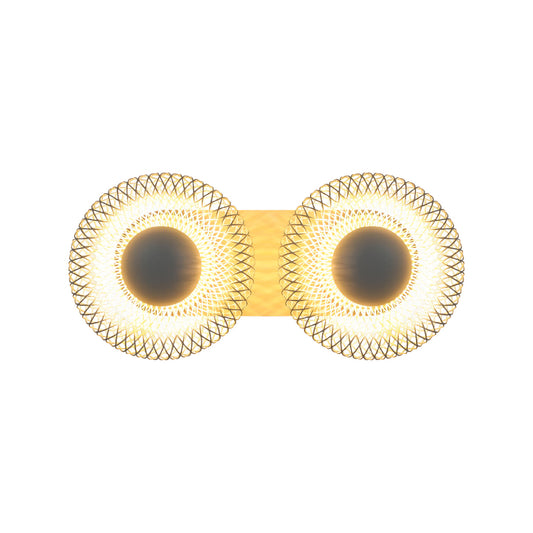 Современный настенный светильник в индустриальном стиле, идеально подходит для ванных комнат или рабочих пространств.